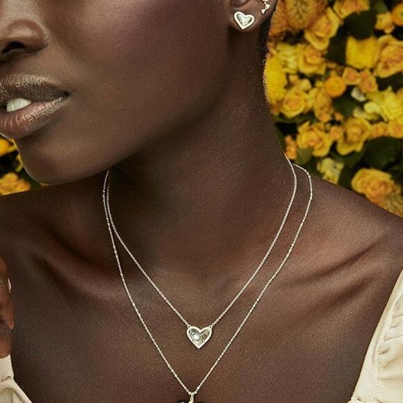 Kendra Scott Ari Heart Adjustable Length Pendant Necklace for Women - Picture 5 of 6